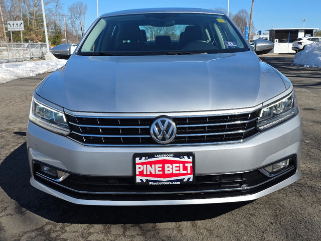 Used 2018 Volkswagen Passat 2.0T SE image 9