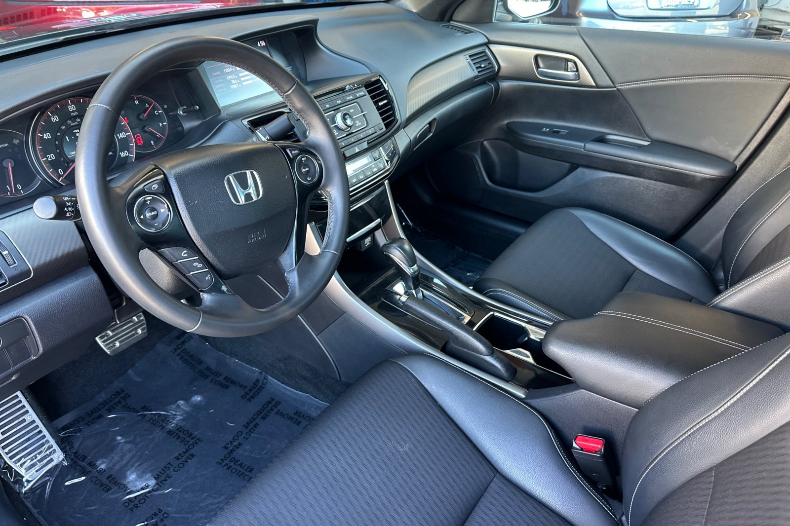 Used 2017 Honda Accord Sport image 4