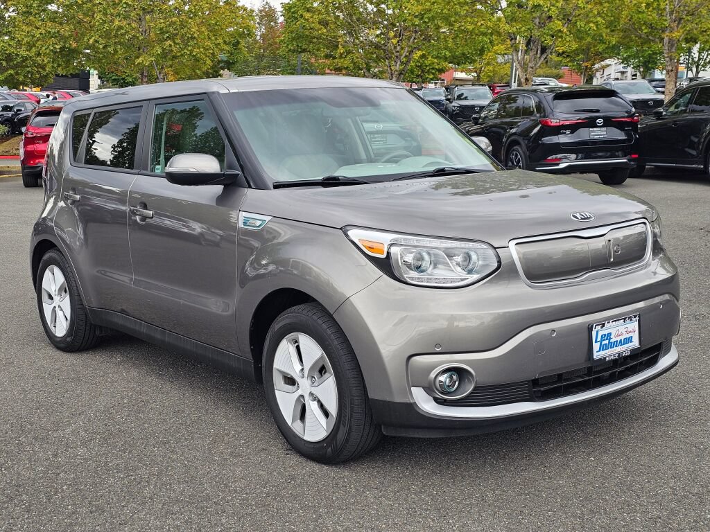 Used 2016 Kia Soul EV + w/ Paint Protection Film Package FWD image 3