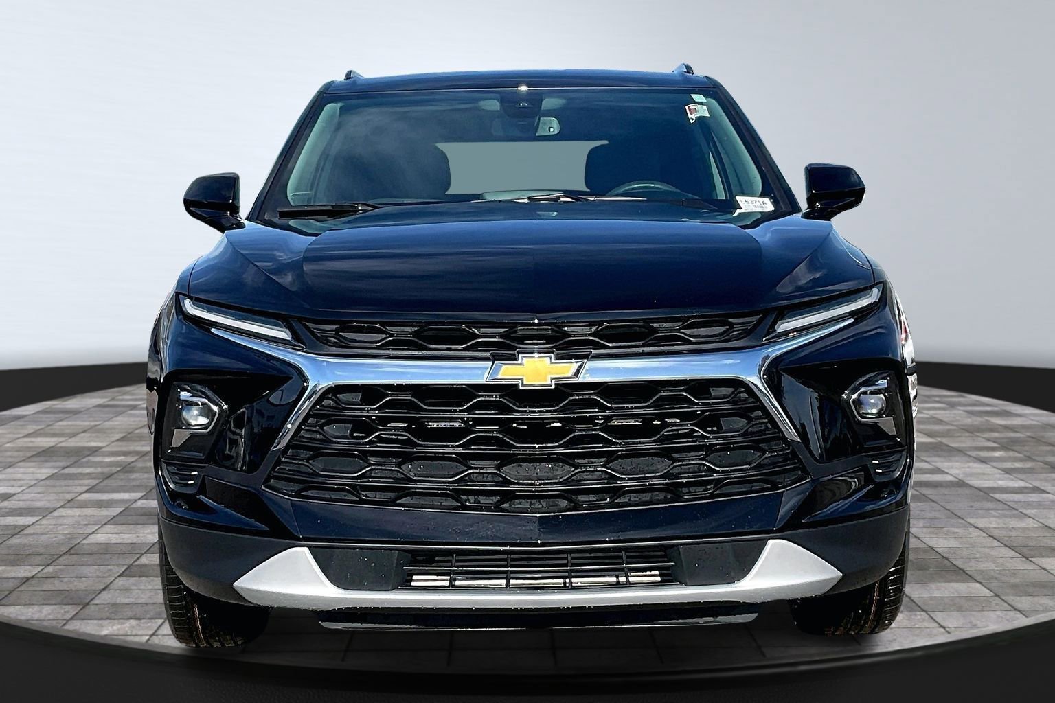 Used 2024 Chevrolet Blazer LT w/ Convenience Package image 3