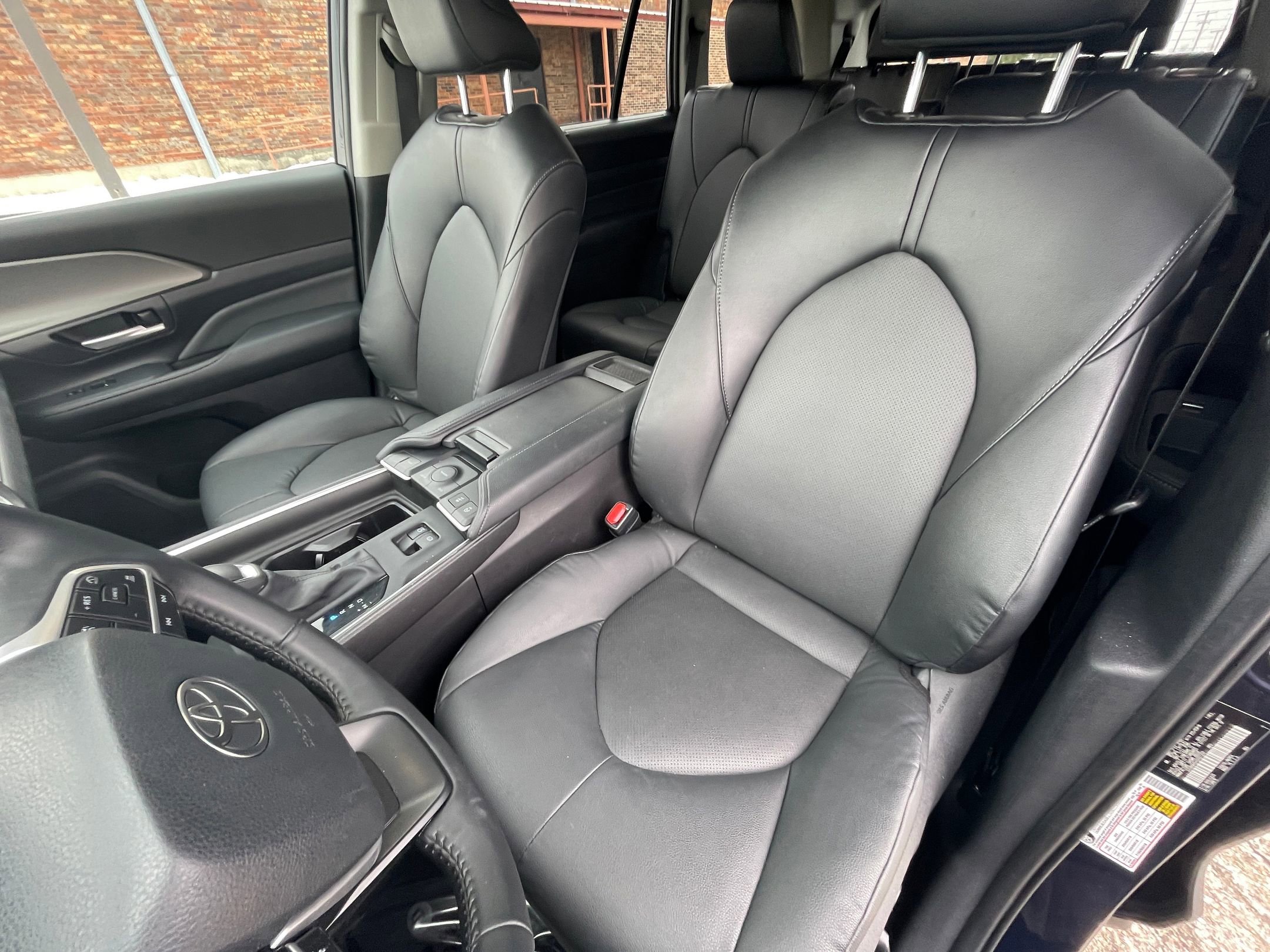 Used 2025 Toyota Grand Highlander FWD image 38