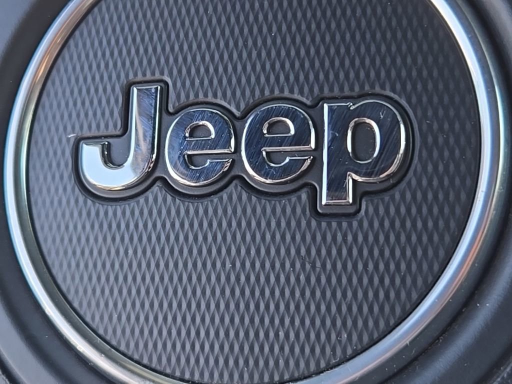 Used 2020 Jeep Wrangler Unlimited Sahara w/ Safety Group AWD/4WD image 31
