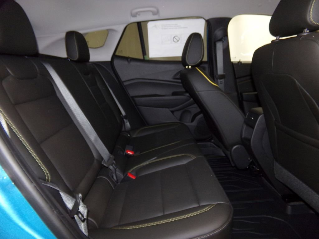 New 2025 Chevrolet Trax ACTIV w/ Driver Confidence Package image 10