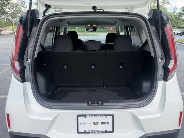 Certified 2025 Kia Soul LX w/ LX Technology Package FWD image 38