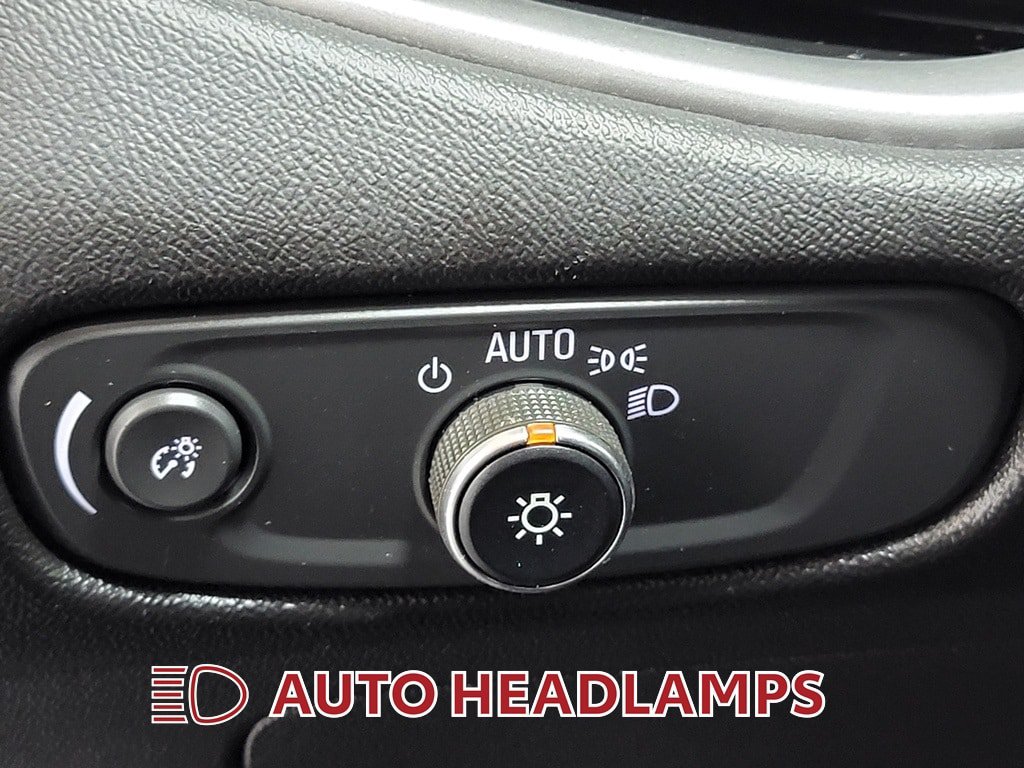 Used 2024 Chevrolet Malibu LT FWD image 25