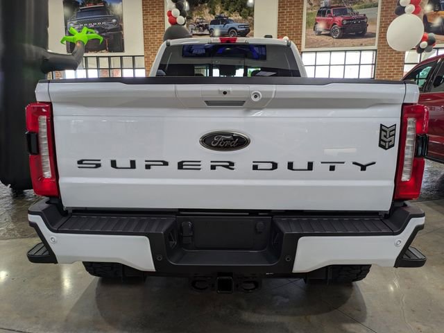 New 2026 Ford F250 Lariat w/ Black Appearance Package image 5