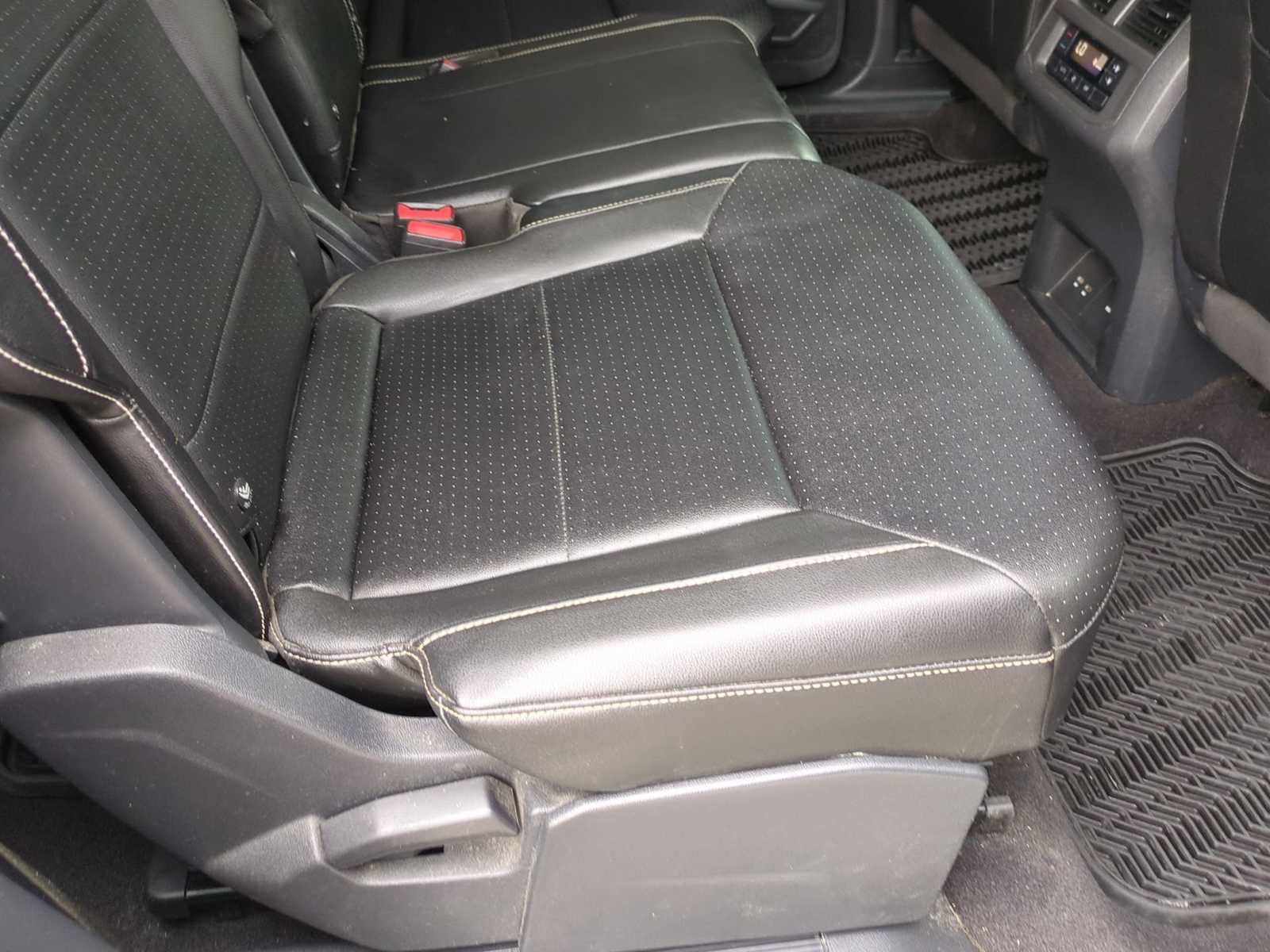 Used 2023 Volkswagen Atlas SE w/ Panoramic Sunroof Package FWD image 26