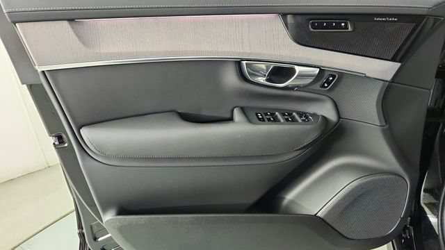 New 2026 Volvo XC90 B6 Ultra w/ Protection Package AWD/4WD image 9