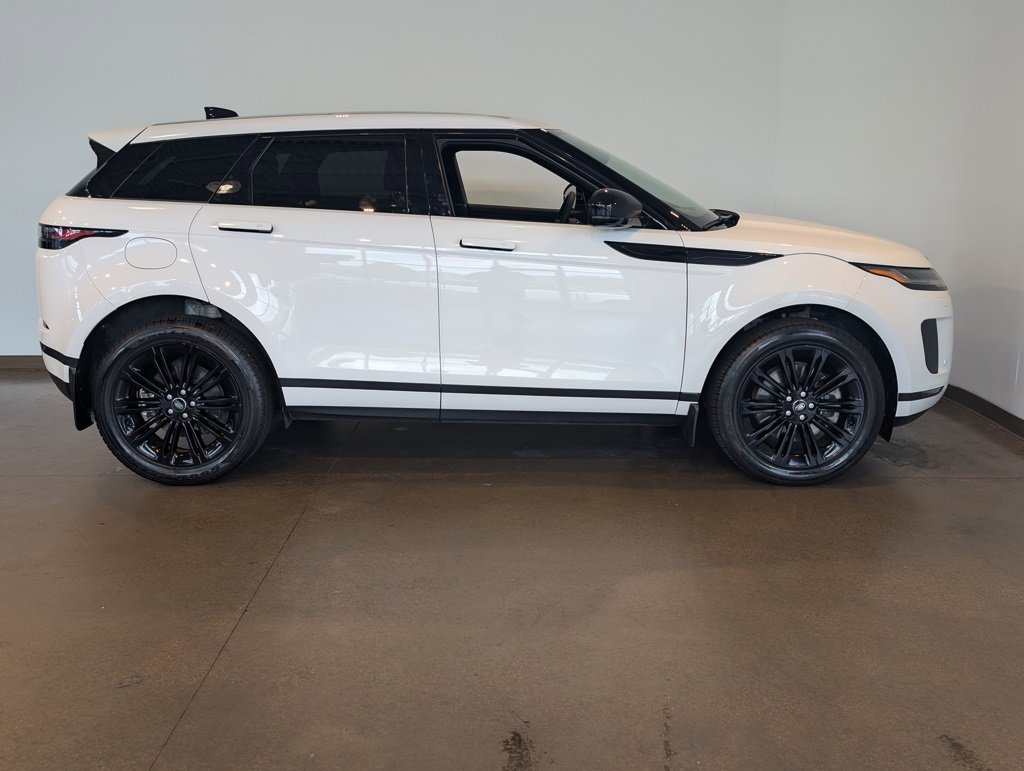 Used 2025 Land Rover Range Rover Evoque S image 6