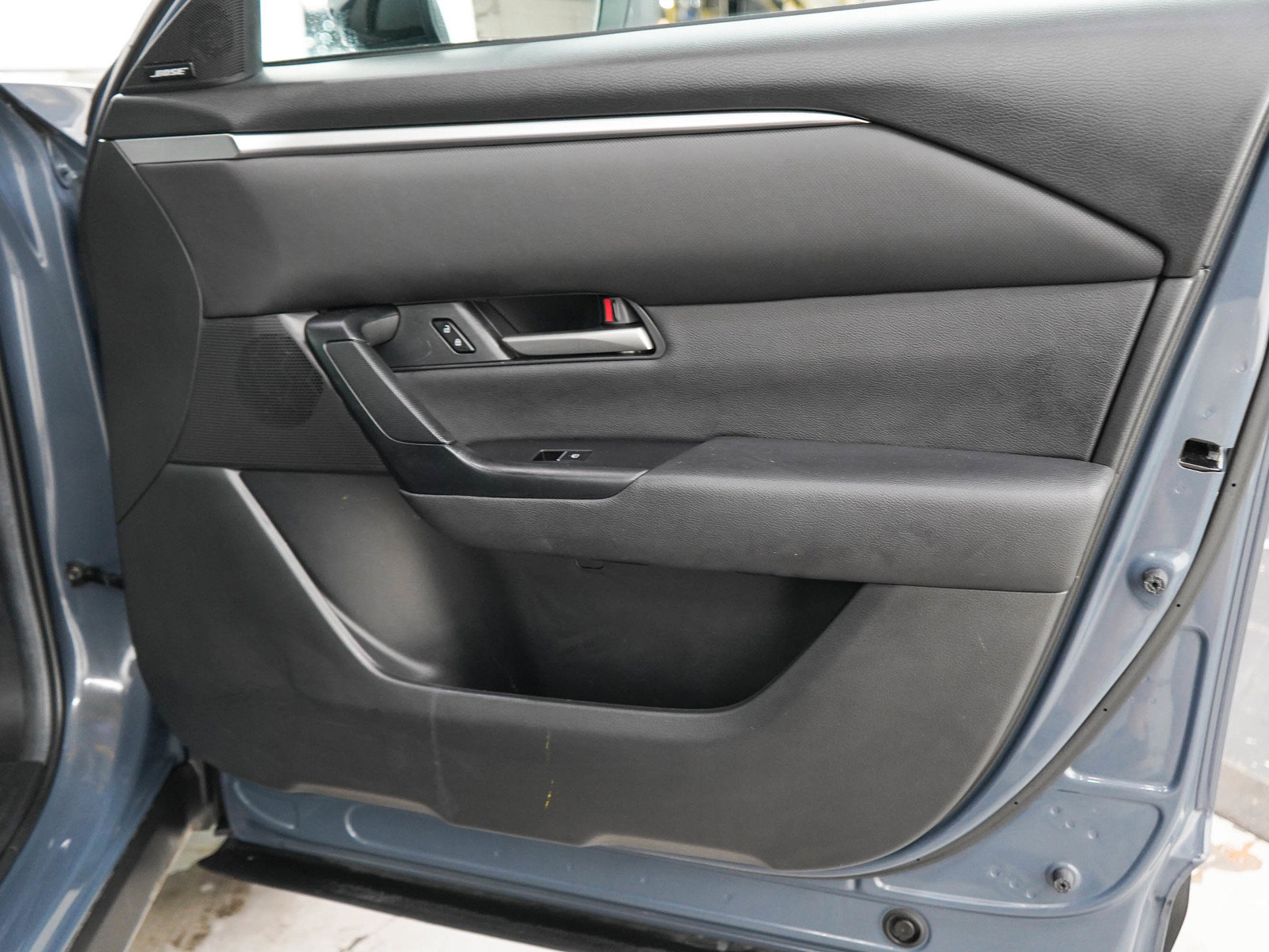 Used 2024 MAZDA CX-50 AWD 2.5 S w/ Premium Package image 9
