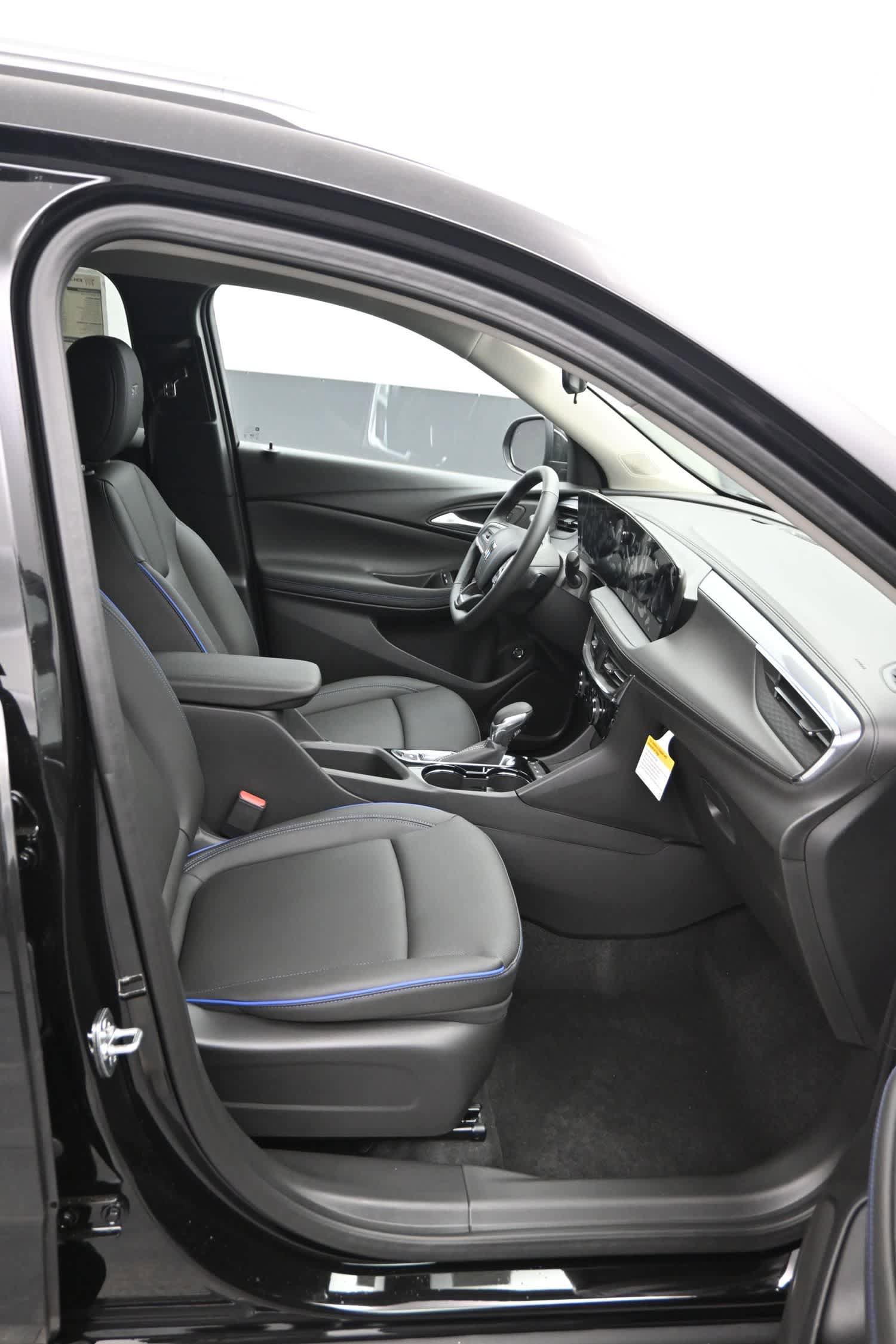 New 2026 Buick Encore GX Sport Touring w/ Advanced Technology Package AWD/4WD image 11