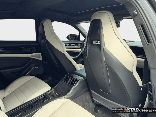 Used 2025 Porsche Panamera Turbo AWD/4WD image 30