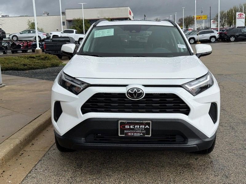 Used 2025 Toyota RAV4 XLE w/ Convenience Package image 8