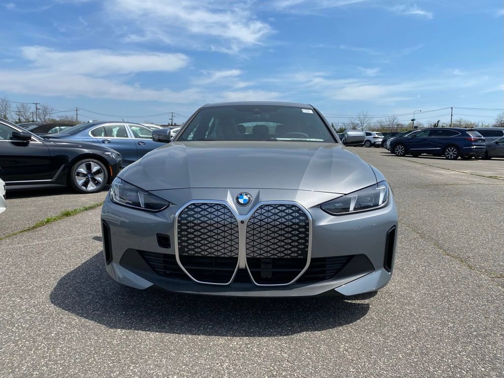 New 2026 BMW i4 xDrive40i w/ Premium Package AWD/4WD image 2