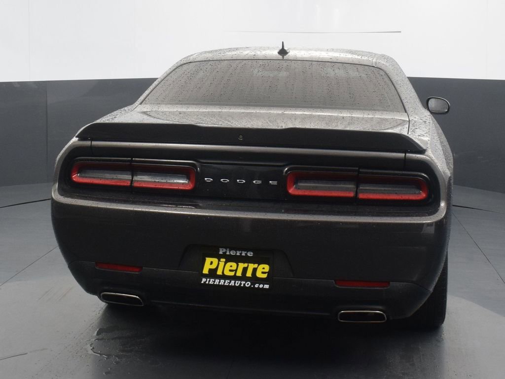 Used 2021 Dodge Challenger SXT w/ Plus Package image 7