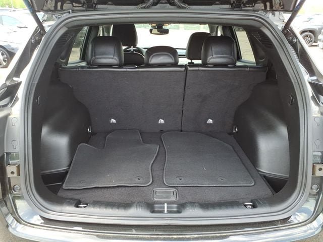 Used 2025 Jeep Compass Limited AWD/4WD image 13