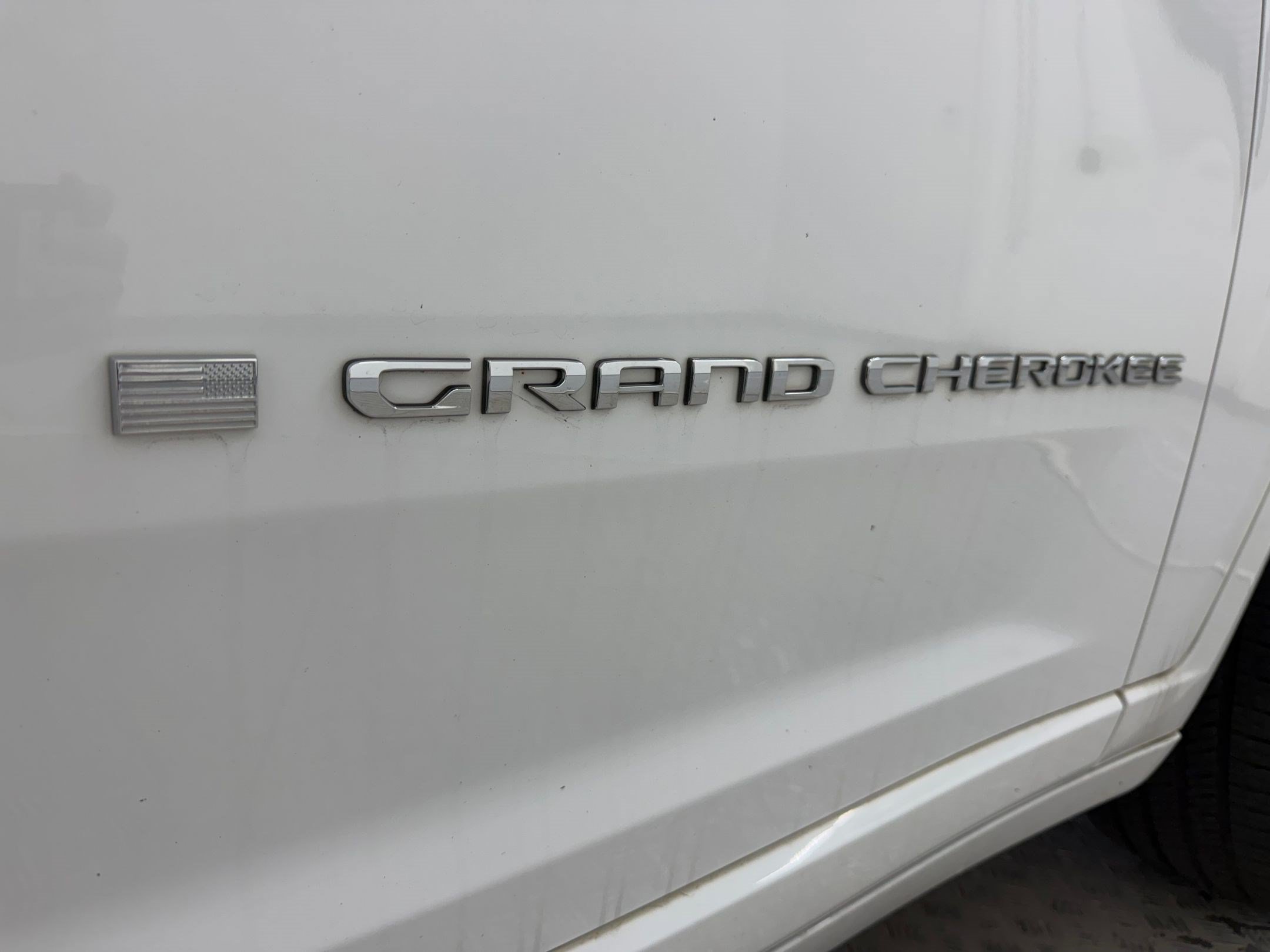 Used 2022 Jeep Grand Cherokee L Overland w/ Luxury Tech Group IV AWD/4WD image 37