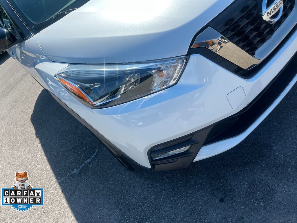 Used 2019 Nissan Kicks SR w/ SR Premium Package FWD image 36