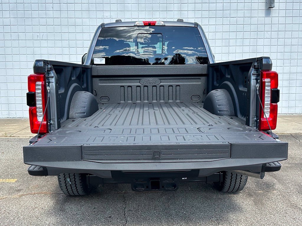 New 2027 Ford F250 Lariat w/ Black Appearance Package AWD/4WD image 30