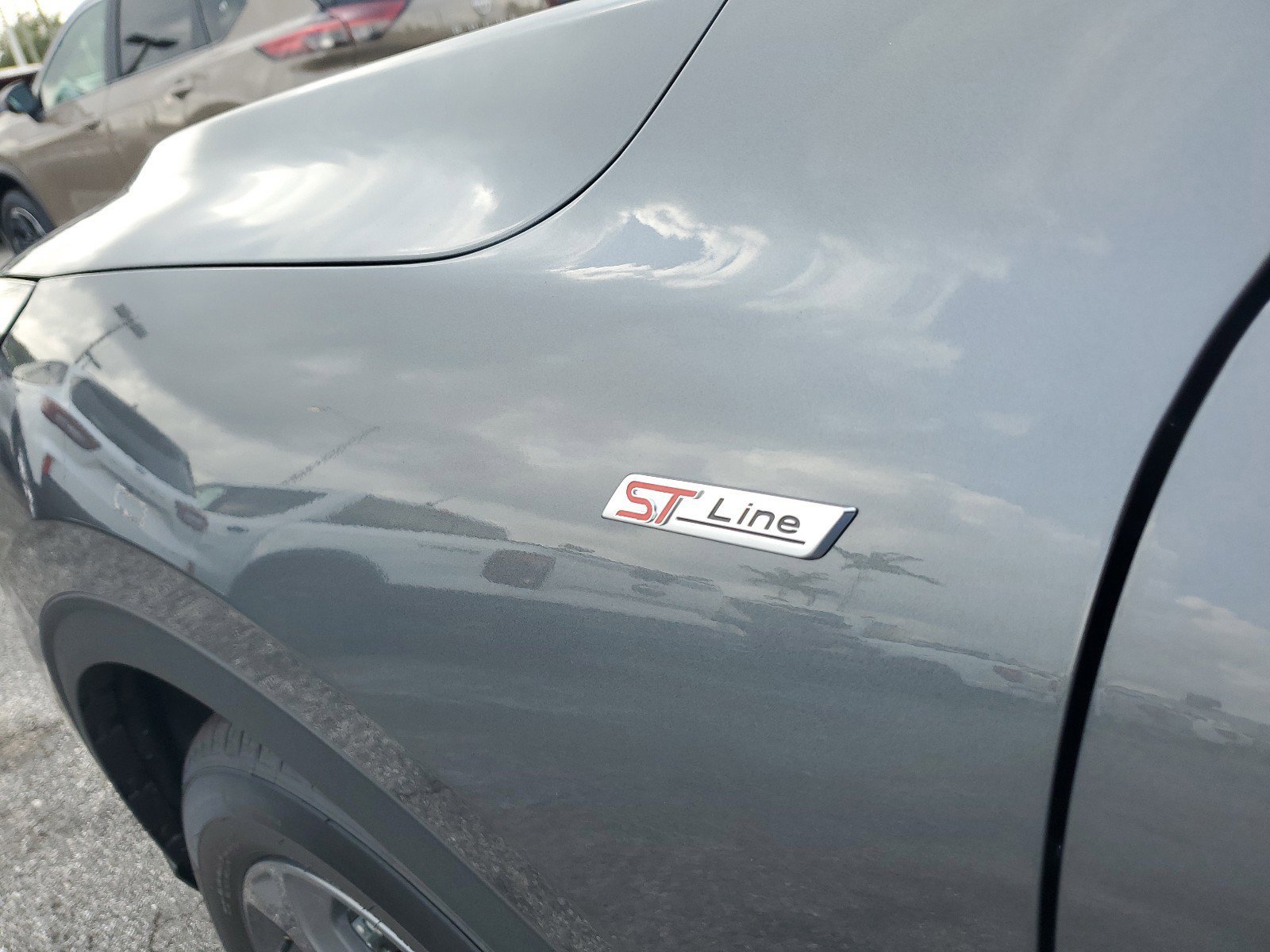 New 2025 Ford Escape ST-Line w/ Equipment Group 301A image 8