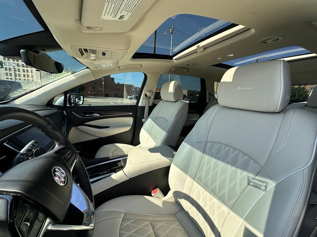 Used 2023 Buick Enclave Avenir w/ Avenir Technology Package FWD image 13