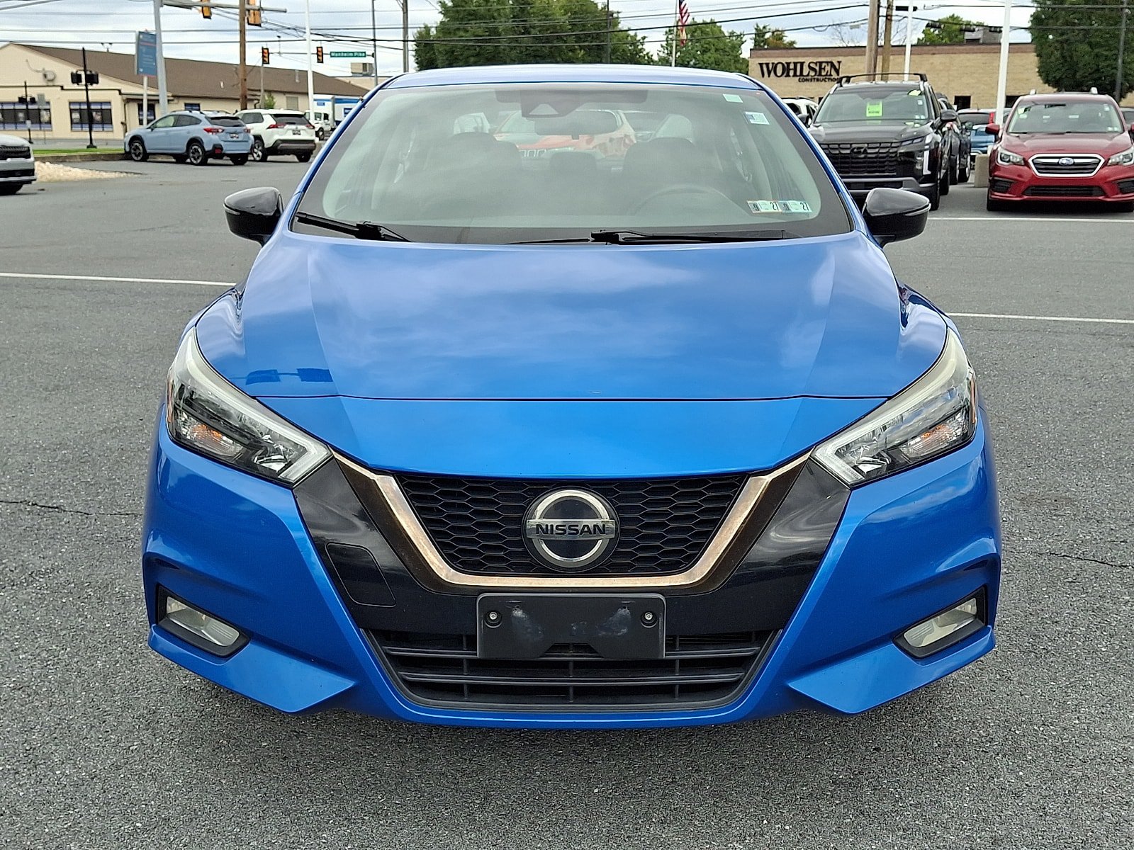 Used 2020 Nissan Versa SR w/ Convenience Package FWD image 2