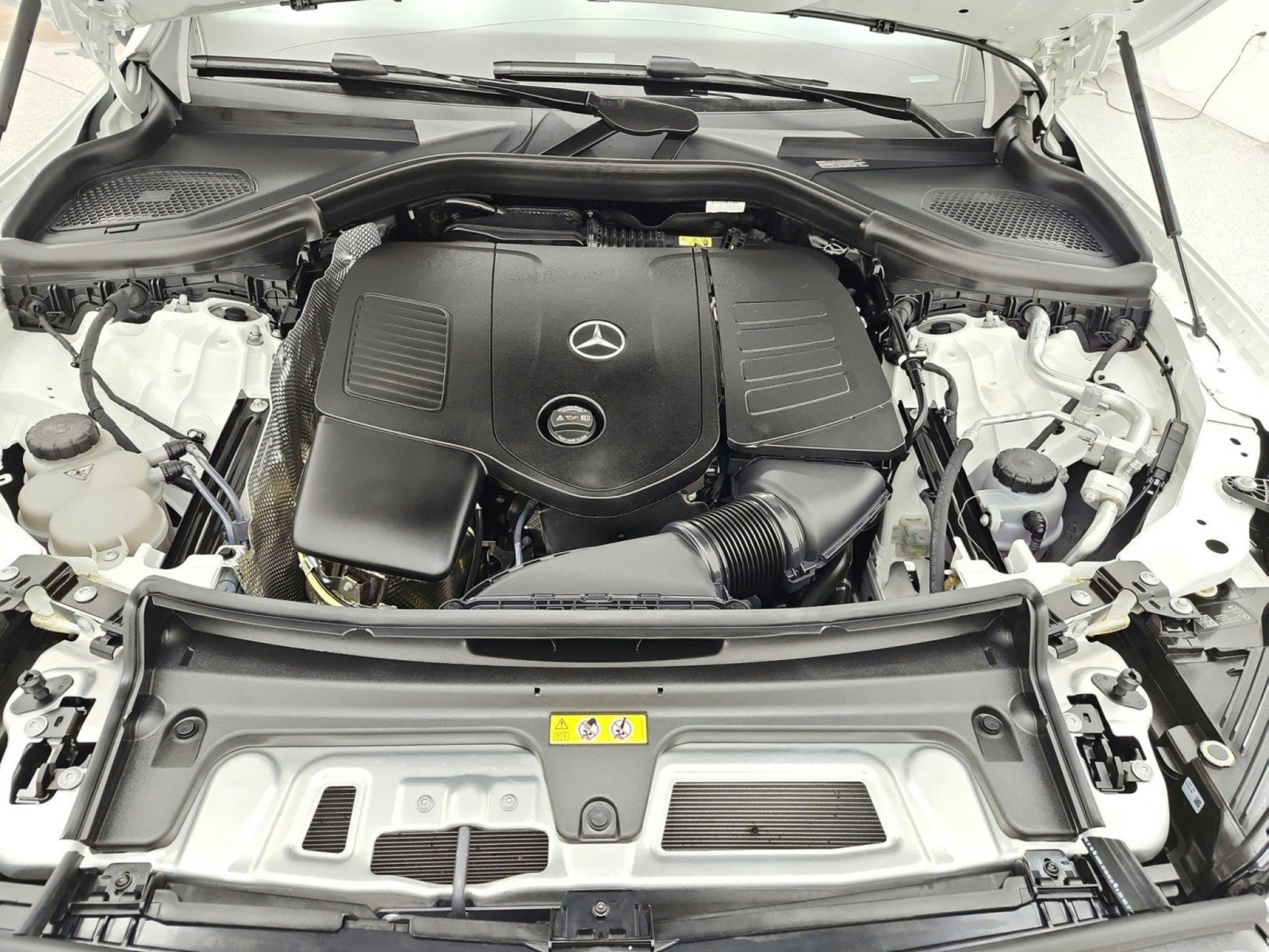 Certified 2026 Mercedes-Benz GLC 300 image 16