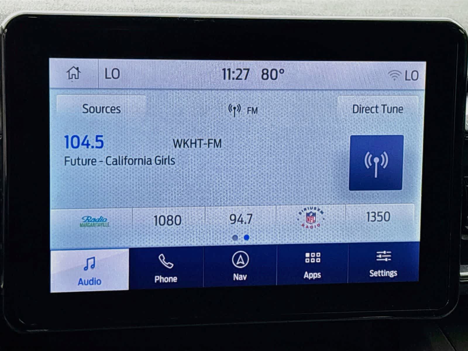 Used 2023 Ford Explorer XLT w/ Equipment Group 202A AWD/4WD image 15