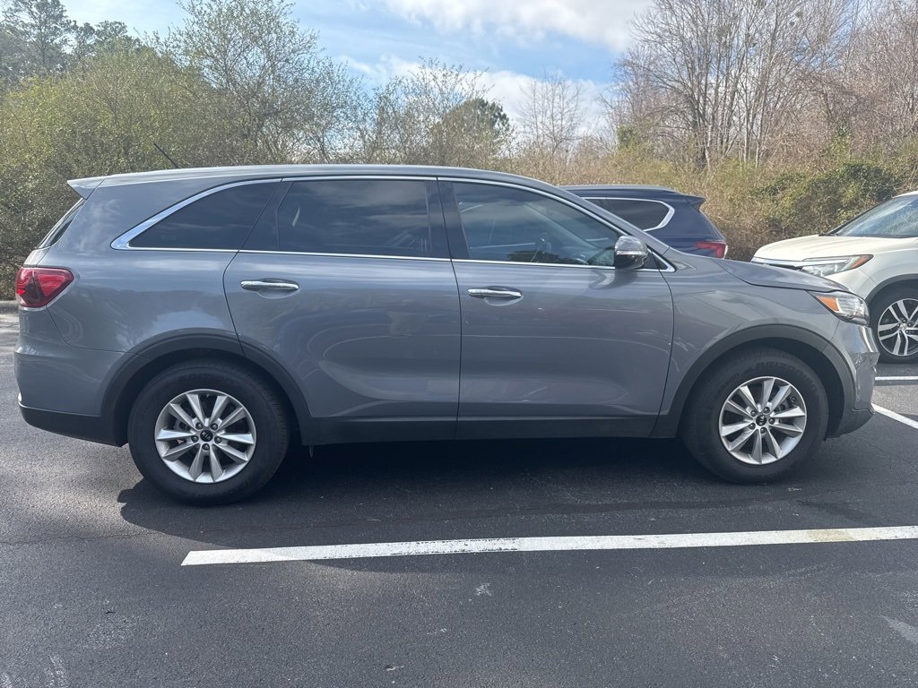 Used 2020 Kia Sorento LX image 5