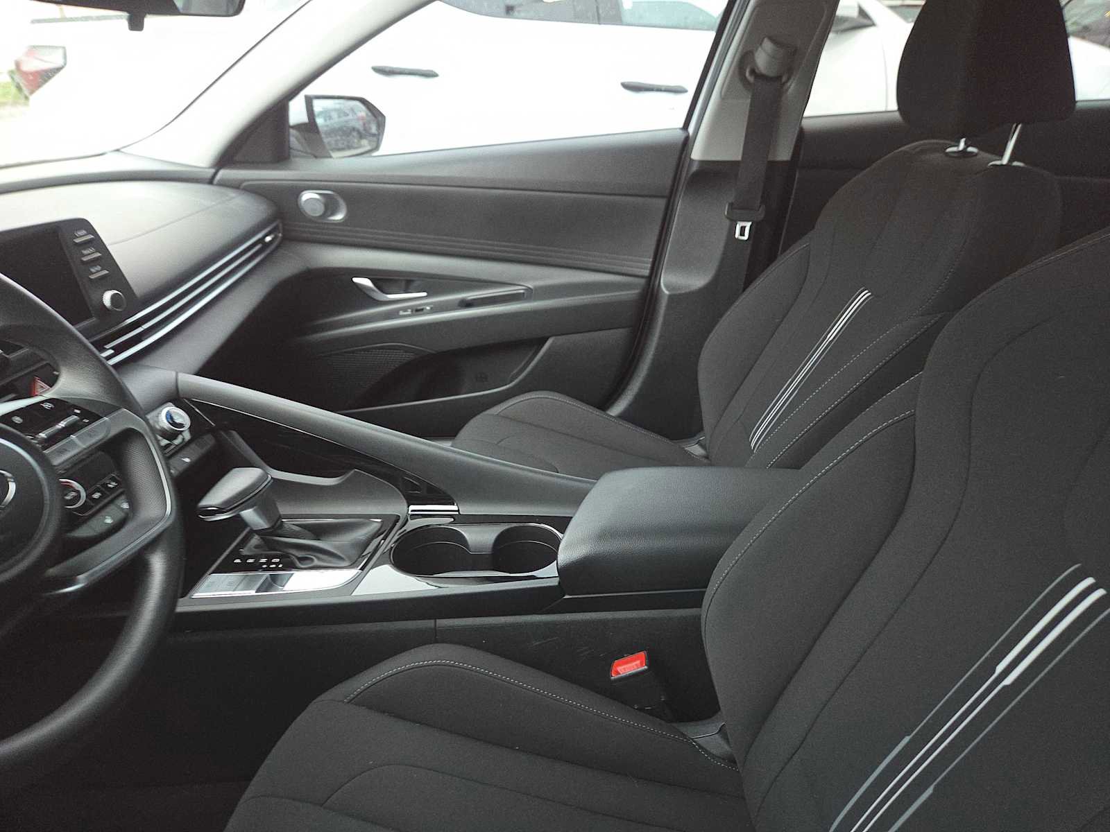 Certified 2021 Hyundai Elantra Blue image 11