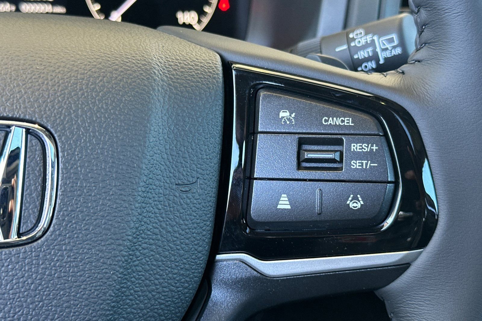Used 2026 Honda Odyssey EX-L image 30
