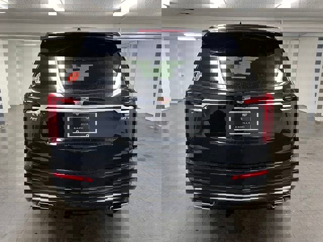 New 2025 Cadillac XT6 Luxury image 4