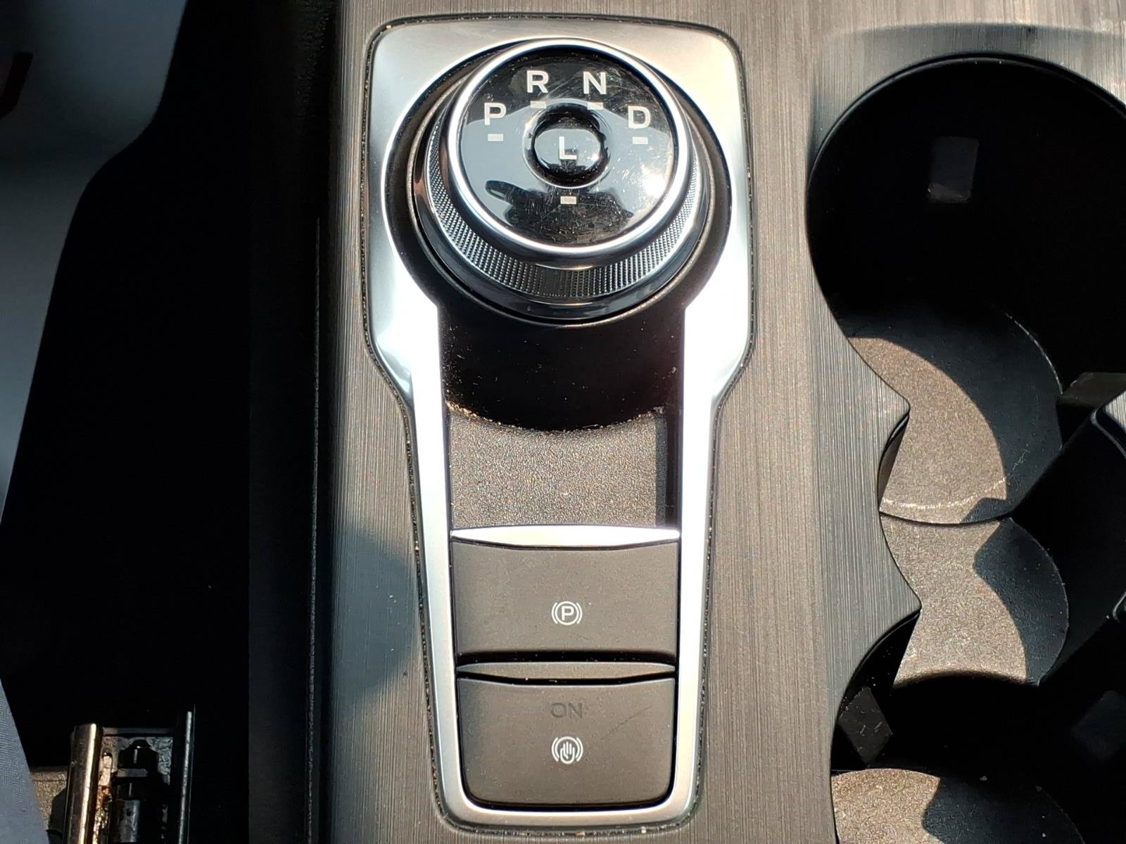 Certified 2025 Ford Escape Platinum AWD/4WD image 20