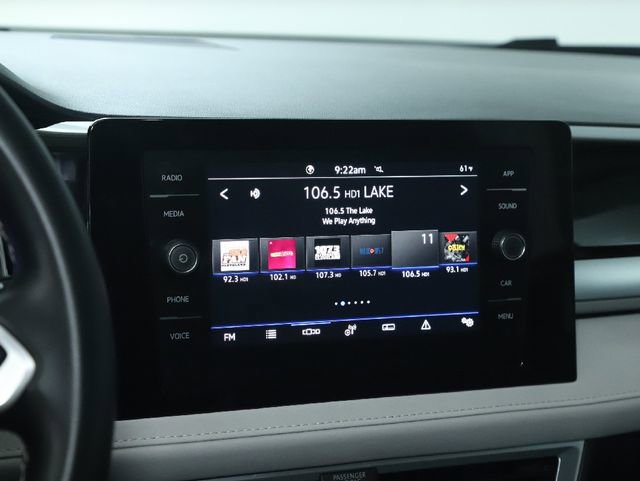 Used 2025 Volkswagen Taos SE FWD image 26