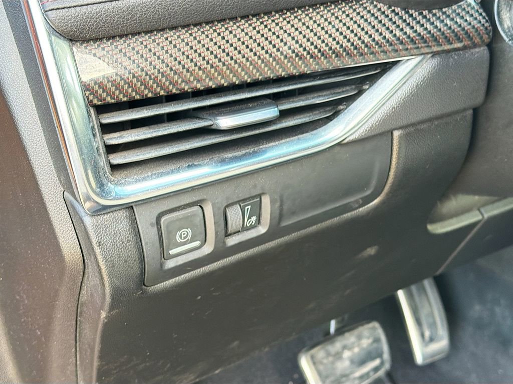 Used 2019 Cadillac XT4 Sport image 10