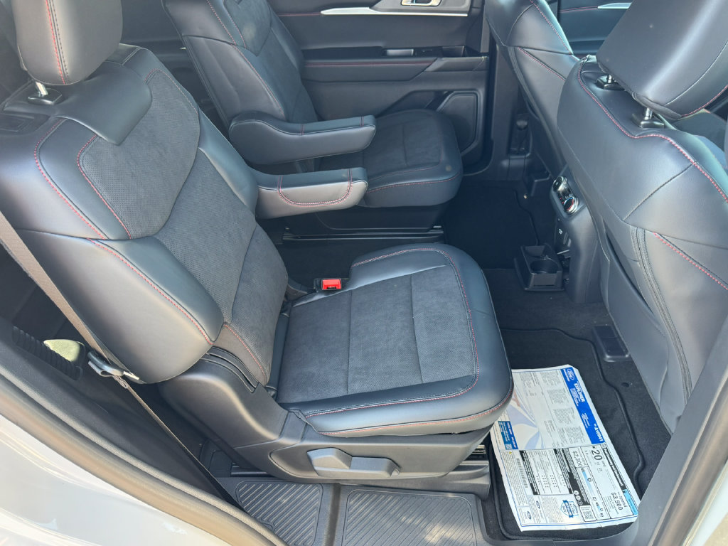 New 2027 Ford Explorer ST RWD image 18