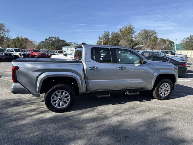 Used 2025 Toyota Tacoma SR5 image 2
