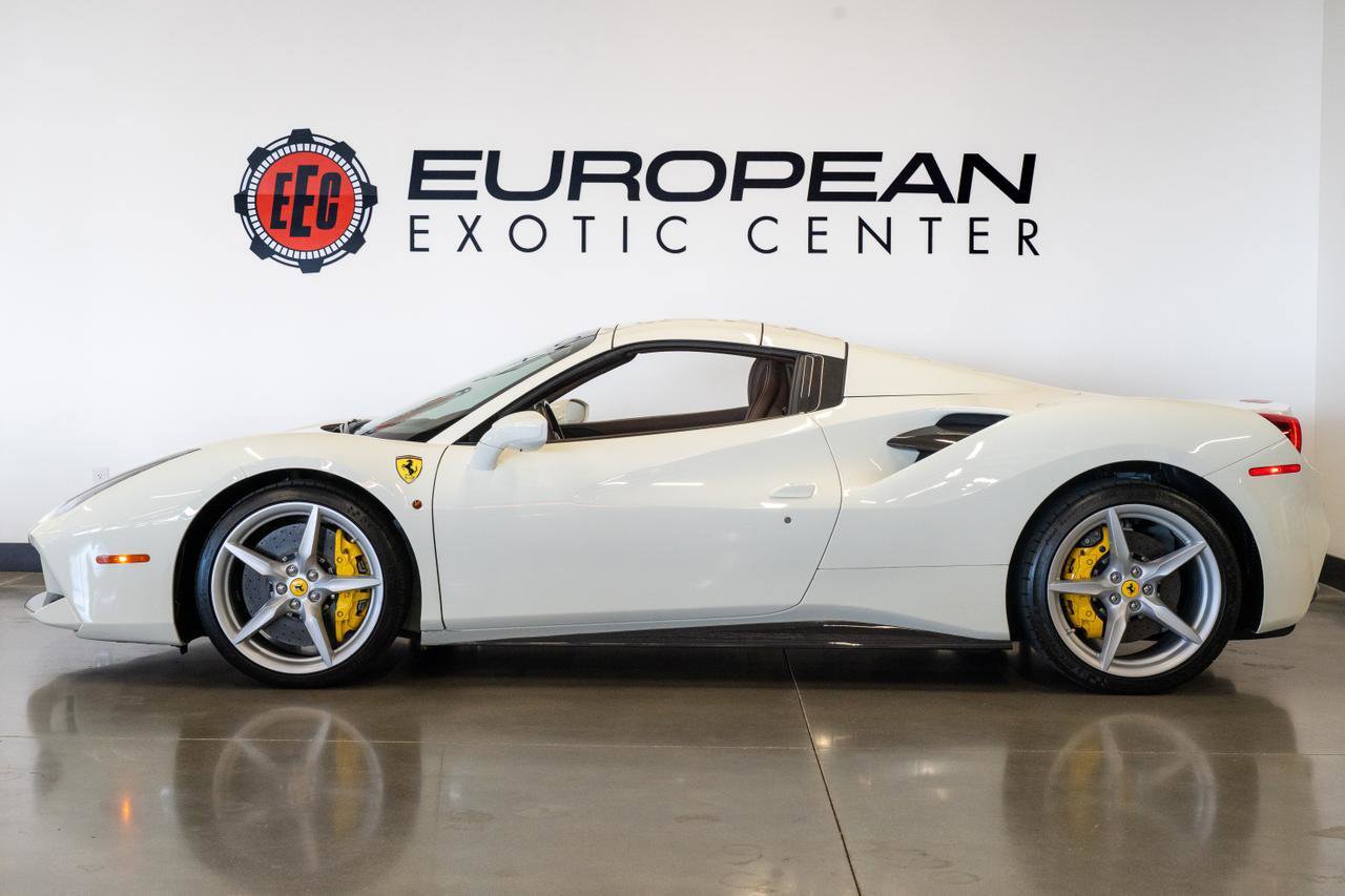 Used 2018 Ferrari 488 Spider RWD image 20