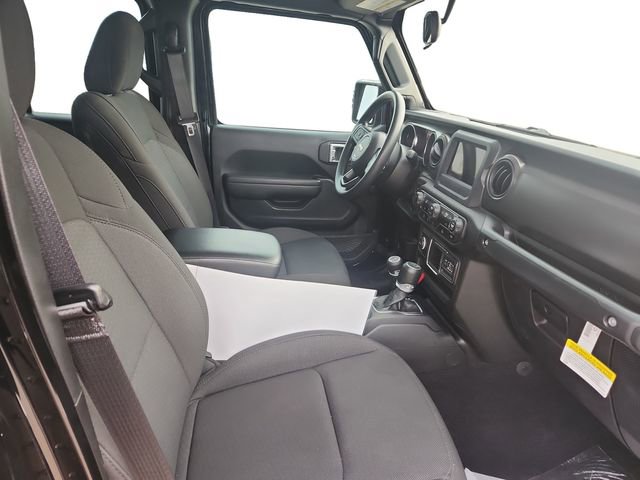 Used 2023 Jeep Gladiator Sport w/ Trailer Tow Package image 15