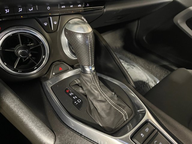 Used 2018 Chevrolet Camaro SS RWD image 12
