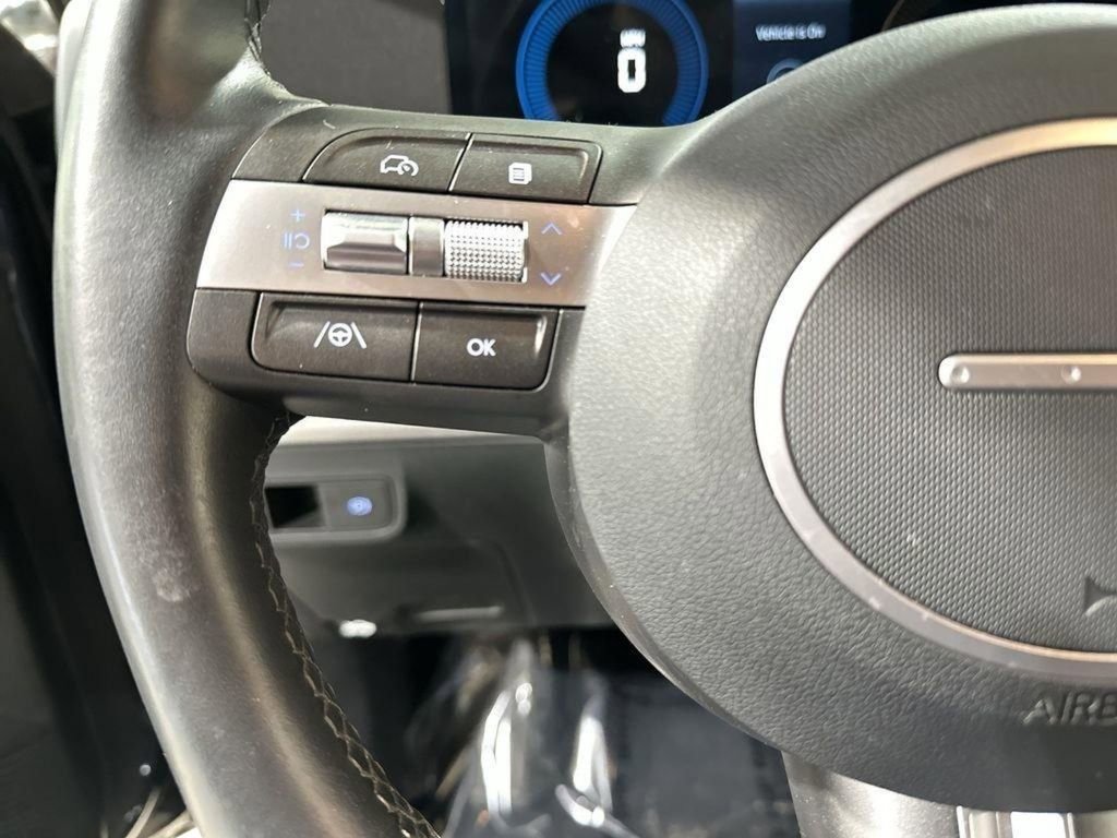 Used 2025 Hyundai Kona SEL AWD/4WD image 29