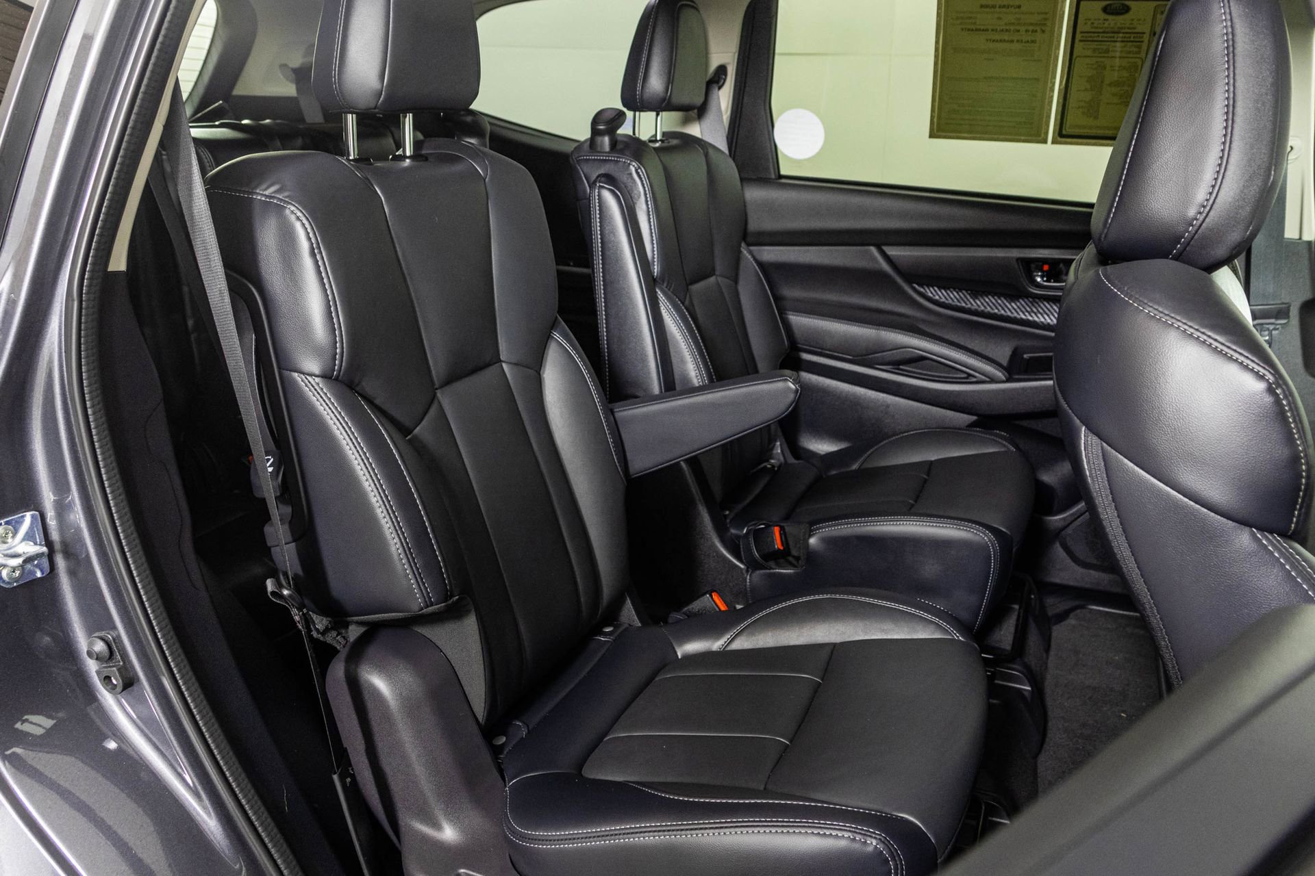 Used 2026 Subaru Ascent Premium image 42