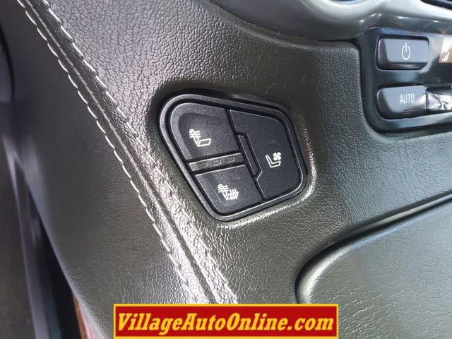Used 2018 Chevrolet Suburban Premier AWD/4WD image 26