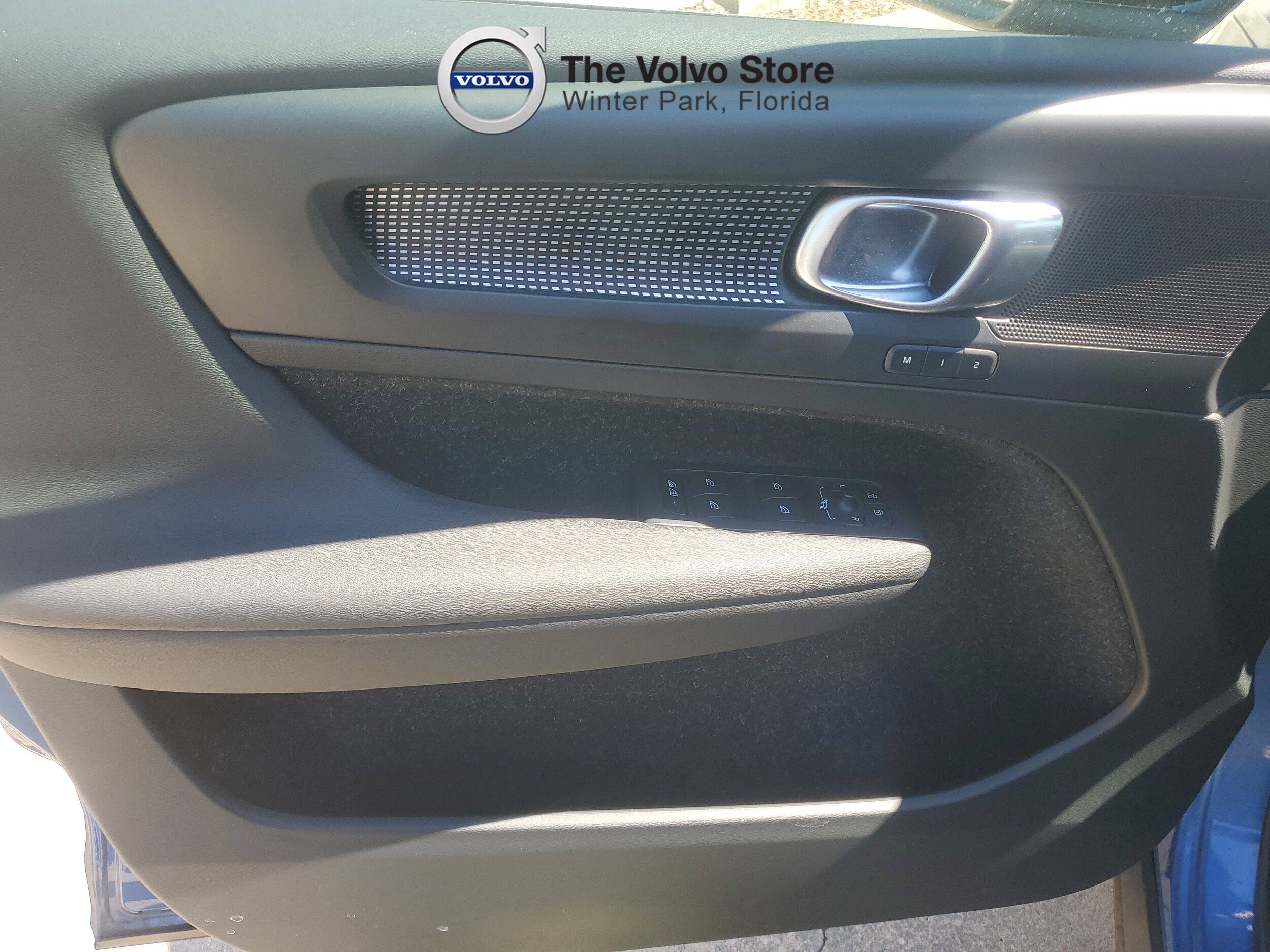 Used 2020 Volvo XC40 T5 R-Design AWD/4WD image 14