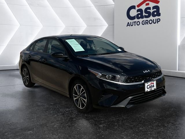 Certified 2024 Kia Forte LXS image 1