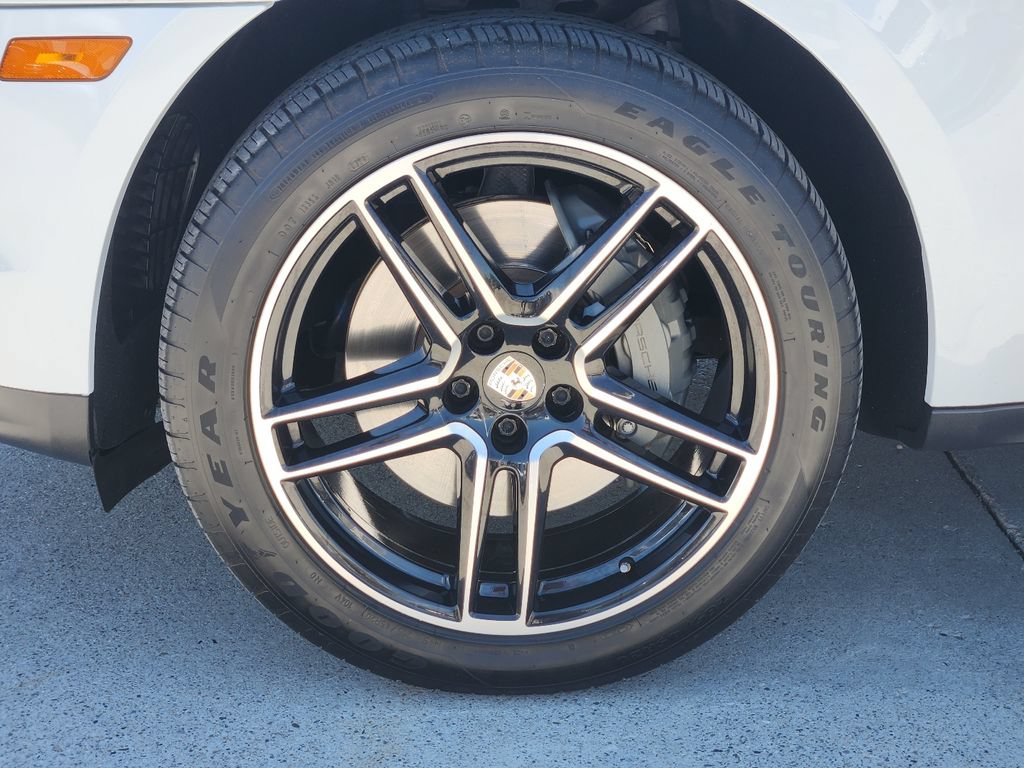 Used 2020 Porsche Macan S AWD/4WD image 6
