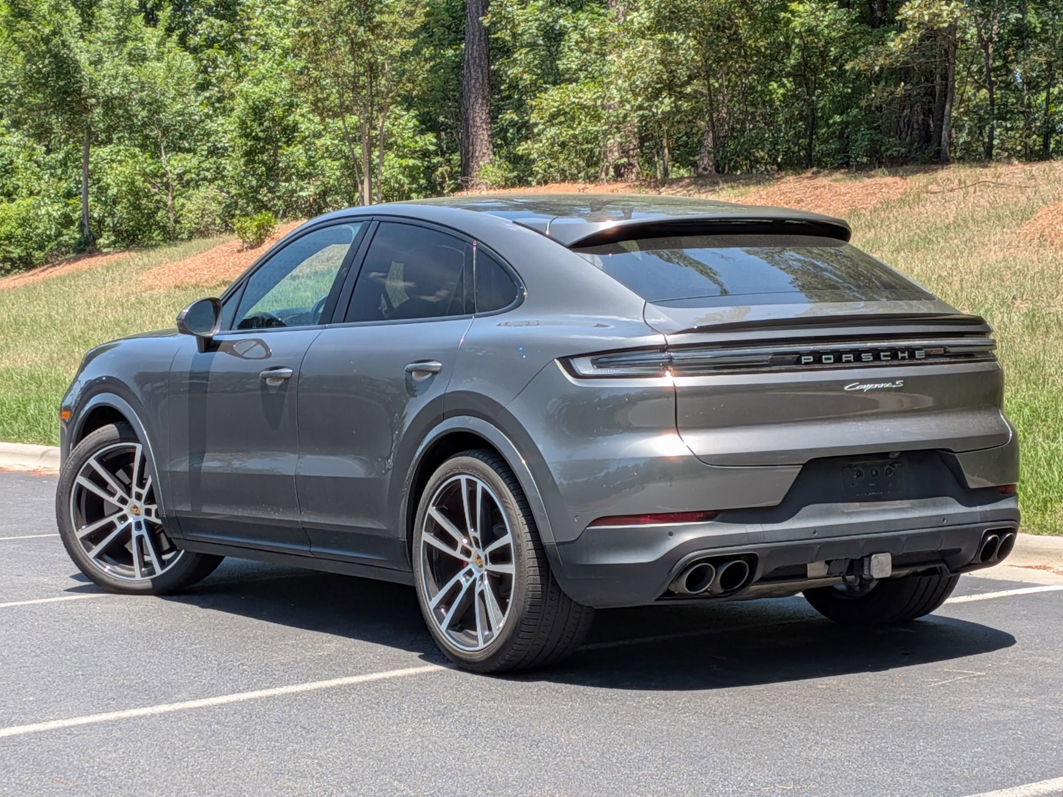 Certified 2024 Porsche Cayenne S AWD/4WD image 3