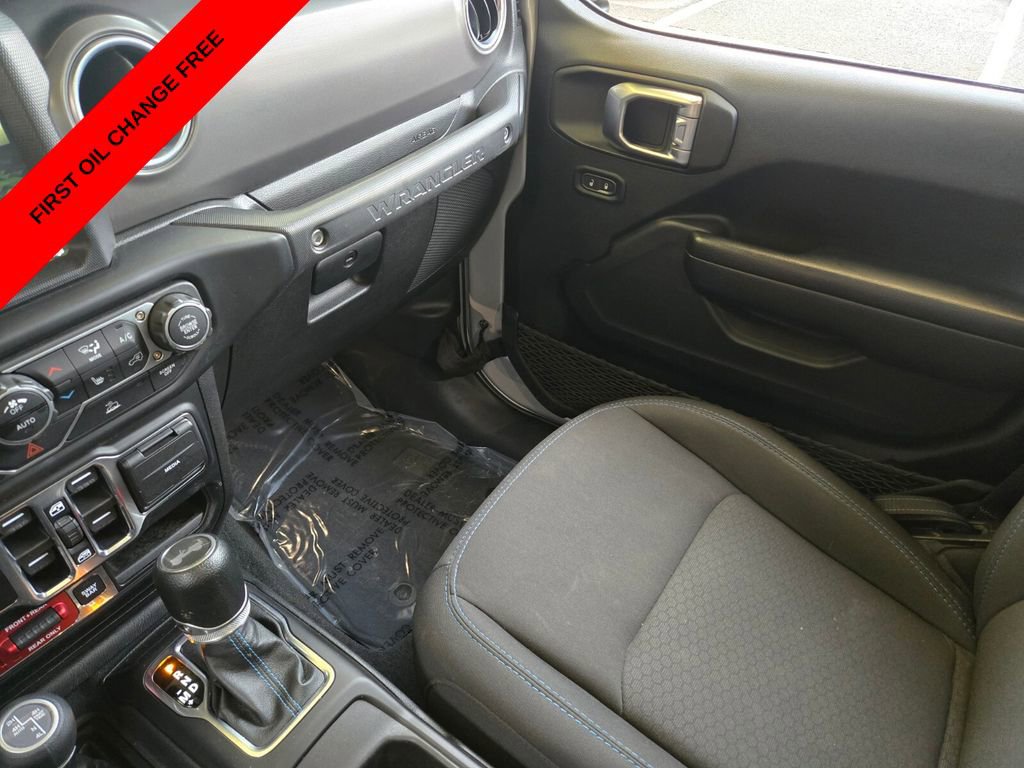 Used 2023 Jeep Wrangler Unlimited Rubicon 4xe w/ Cold Weather Group AWD/4WD image 34