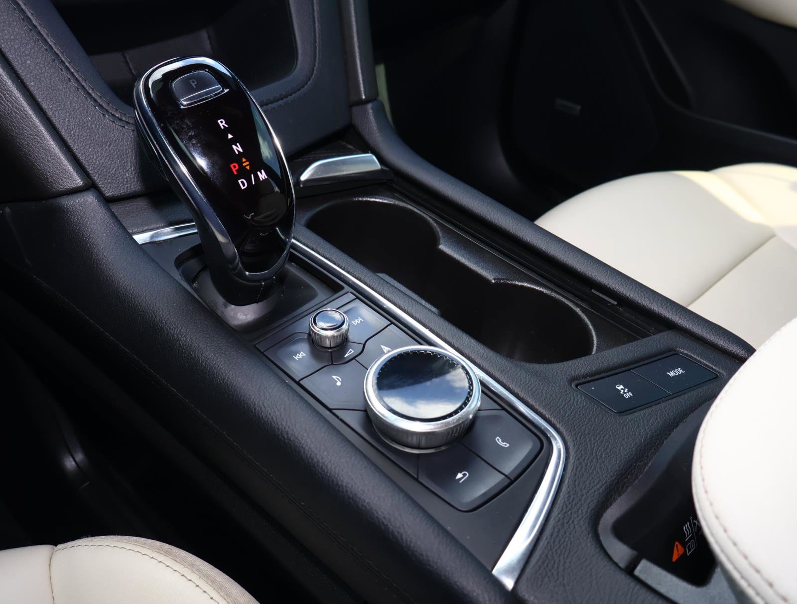 Certified 2023 Cadillac XT5 Sportv w/ Technology Package image 31