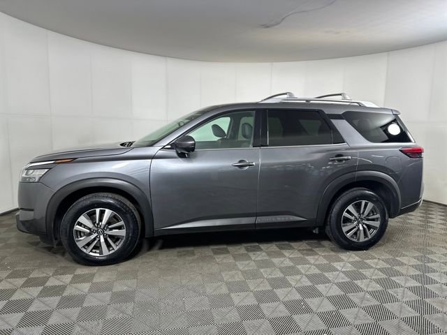 Used 2023 Nissan Pathfinder SL image 6
